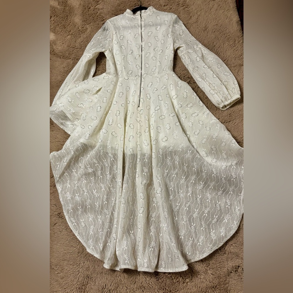 Cream w/ silver detail Lace High-Low Dress – Plus Size Elegant Party Dress (XL) - Picture 2 of 15